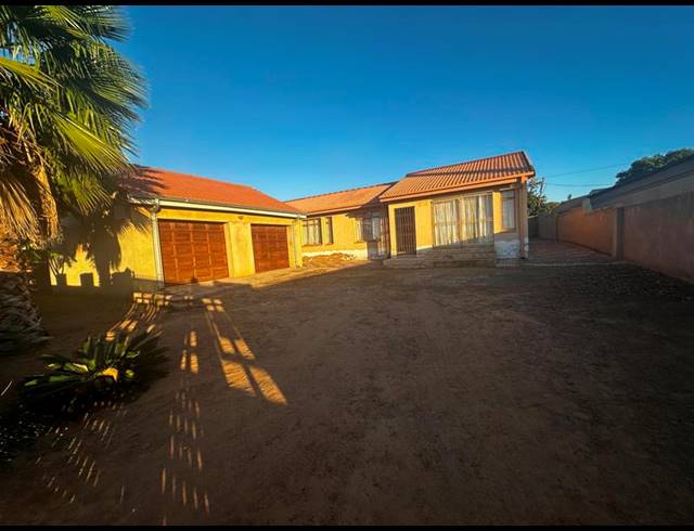 3 BEDROOM HOUSE FOR SALE IN SOSHANGUVE BB